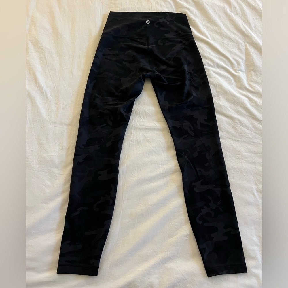 Lululemon Wunder Under Black Camo 25” Leggings